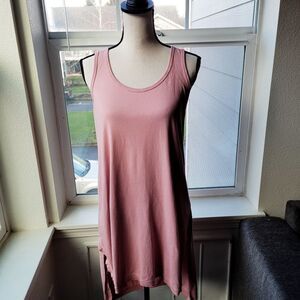Left Of Center Mauve Tunic Tank | M